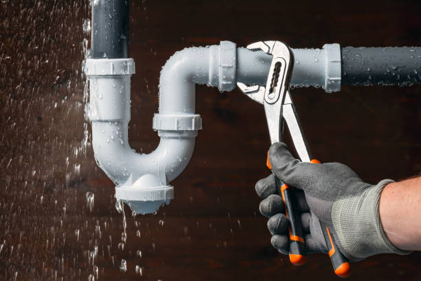 Professional Gas Line Repair technician working in Newport, RI